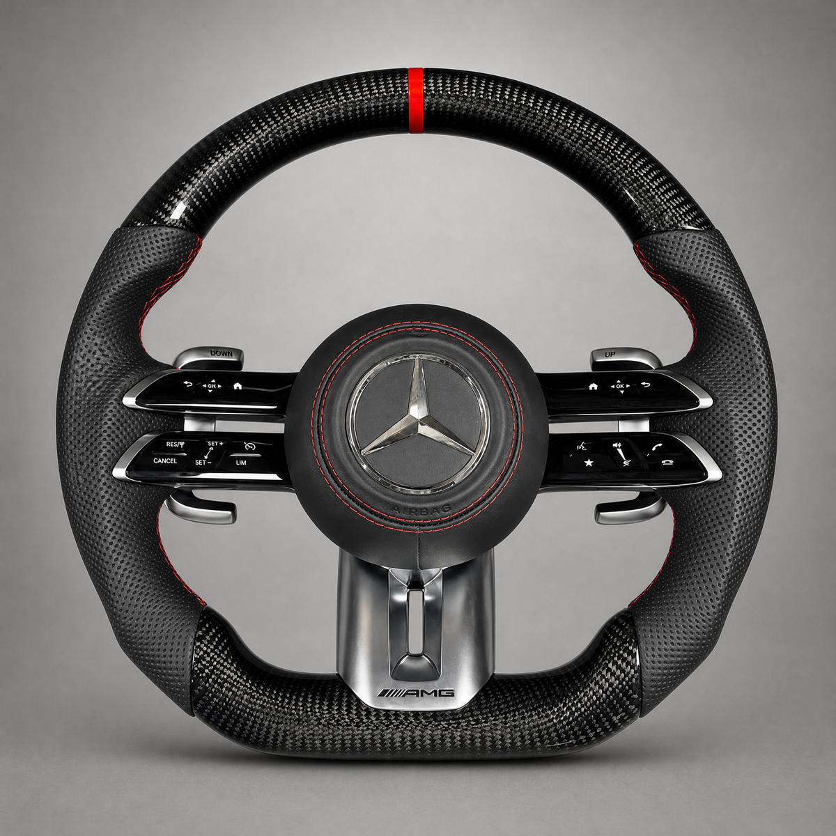 Volant Carbone Custom – Mercedes-AMG | Palettes Chromées & Accents Rouges