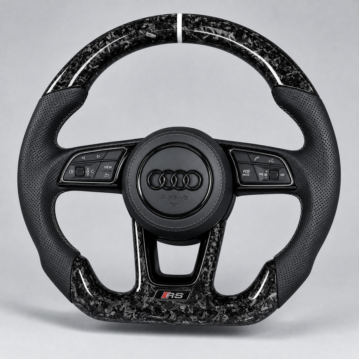 Volant Audi RS – Carbone Forgé | Cuir Perforé